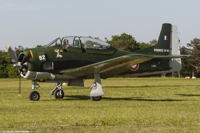 NorthAmericanT28A_Fennec_1.jpg