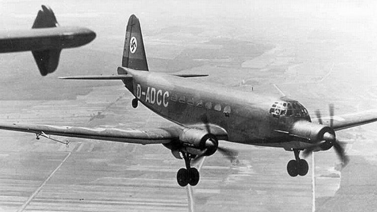 Ju 352 Intro.jpg